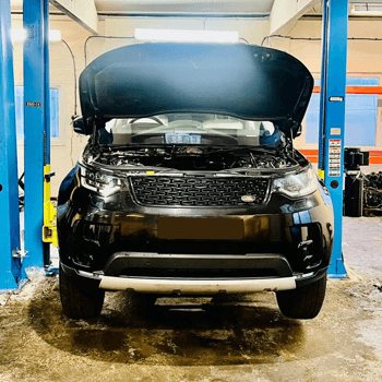 Repair work on Range Rover